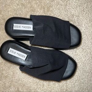 Steve Madden slip ons